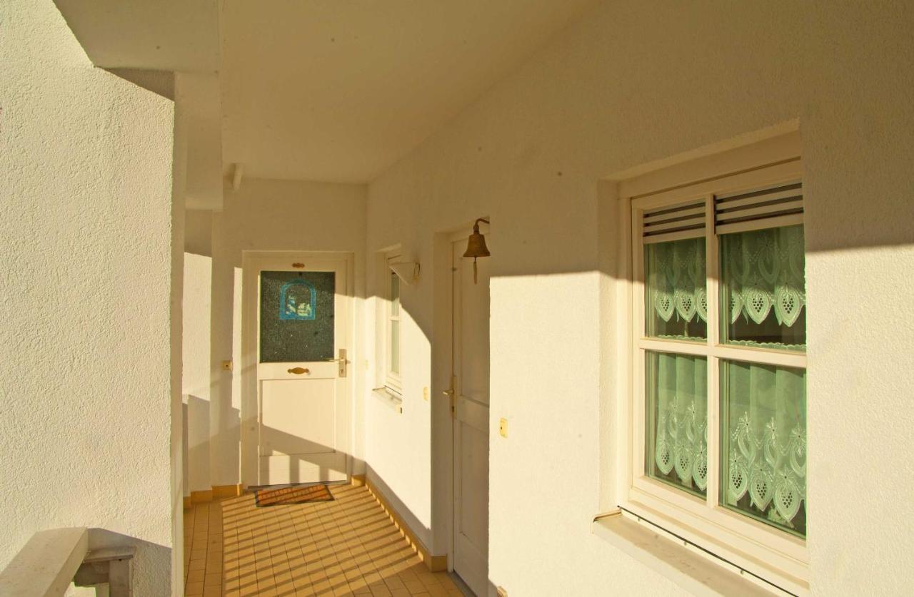 Haus Baltic 12 Mit Balkon - Zentrale Lage Im Ostseebad Sellin Exterior photo